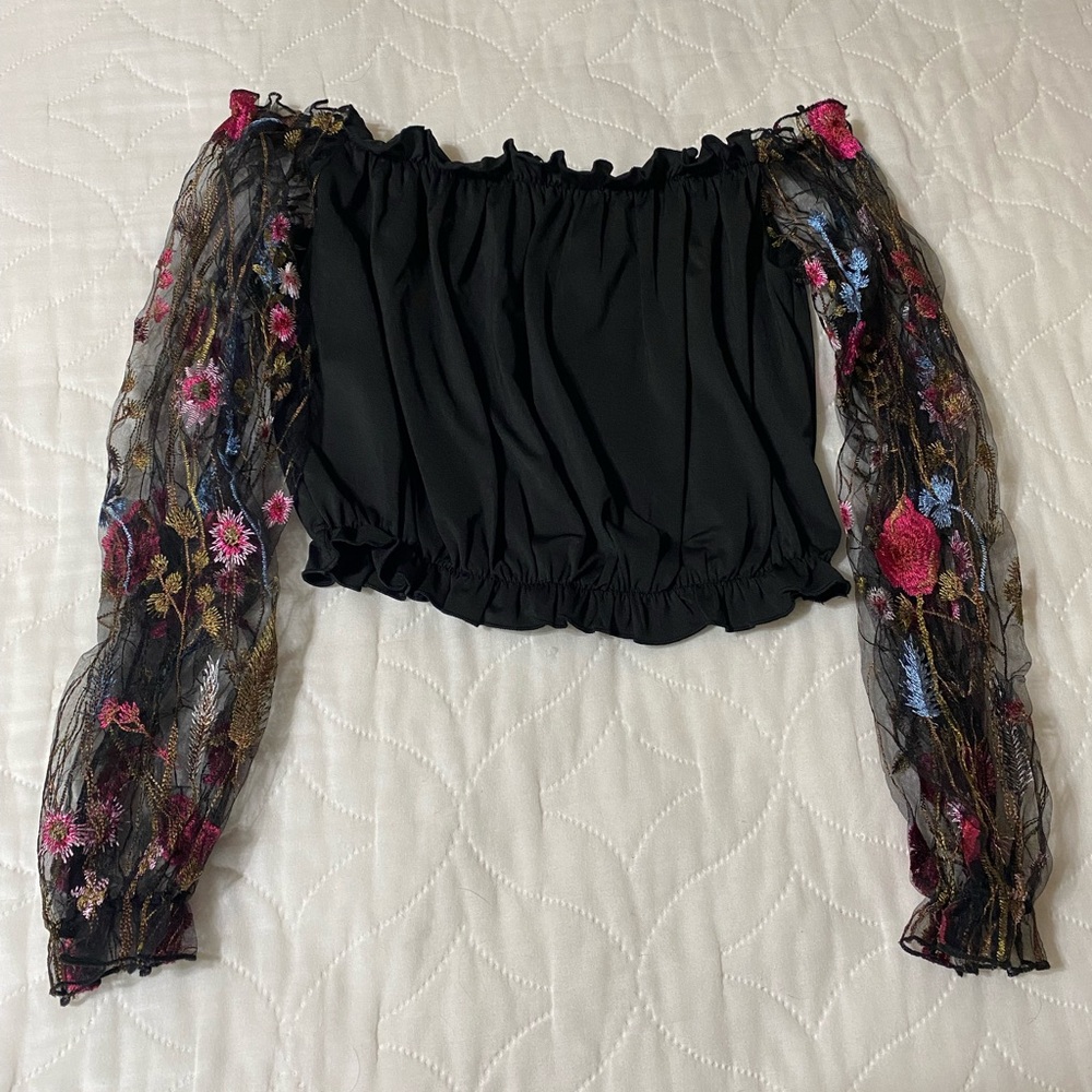 Black Floral Crop Top
